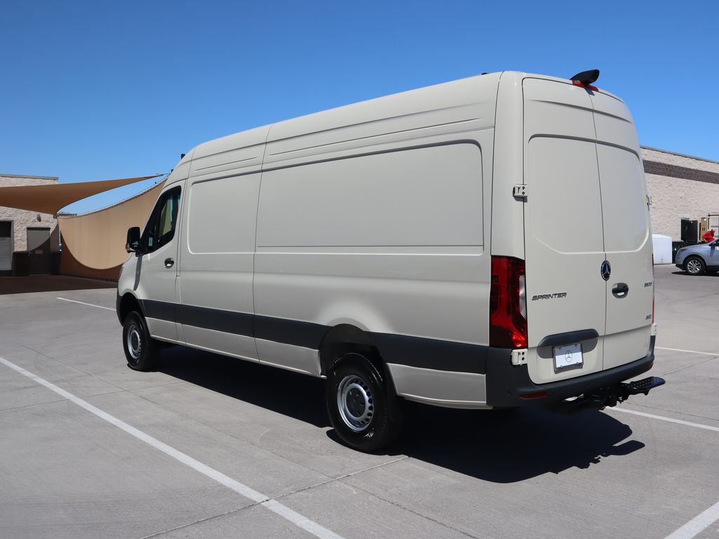 2025 Mercedes-Benz Sprinter 2500 7