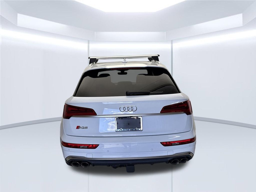 Thumbnail: 2023 Audi SQ5 - 5