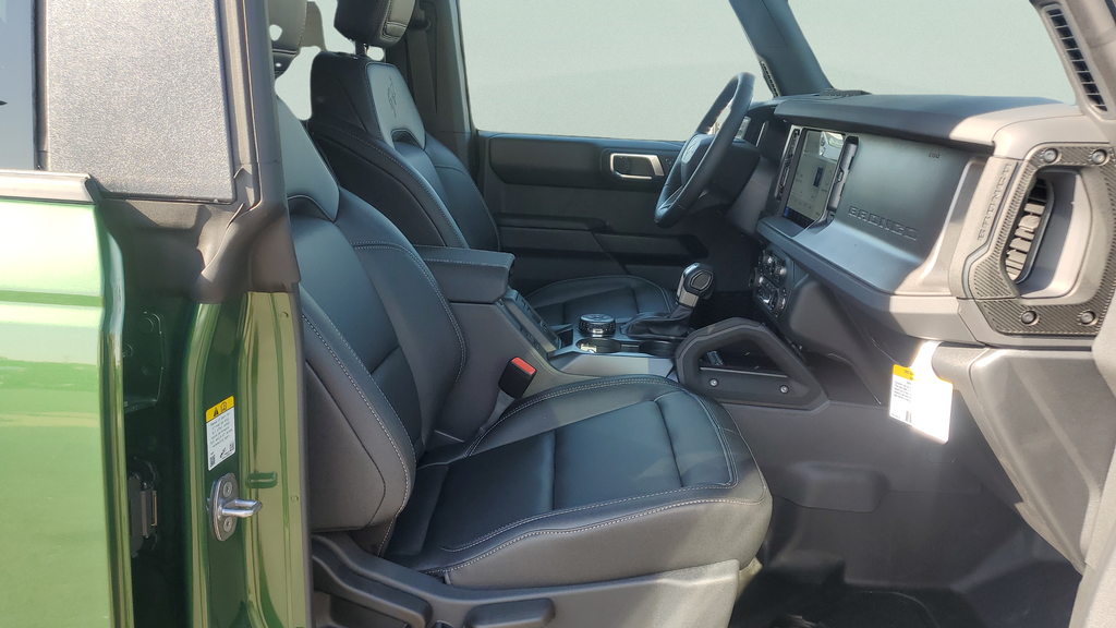 New 2025 Green Ford Badlands image 19