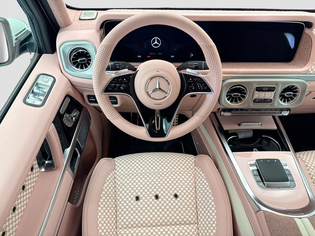 Thumbnail: 2026 Mercedes-Benz G-Class - 10
