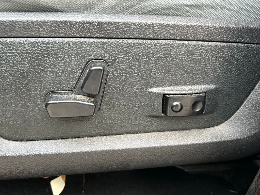 Thumbnail: 2018 RAM 1500 - 15