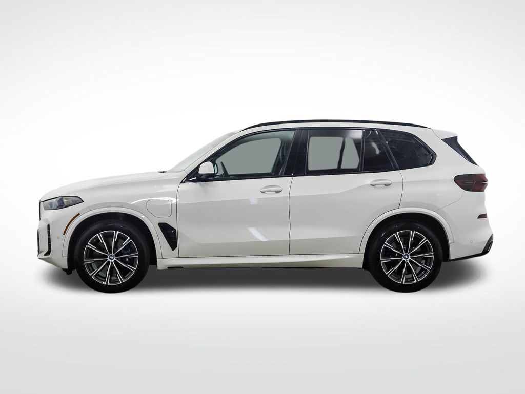 Thumbnail: 2024 BMW X5 - 2