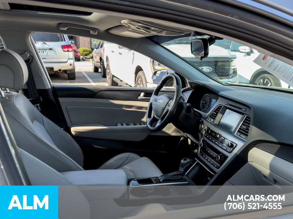 Used 2017 Gray Hyundai Sport image 17