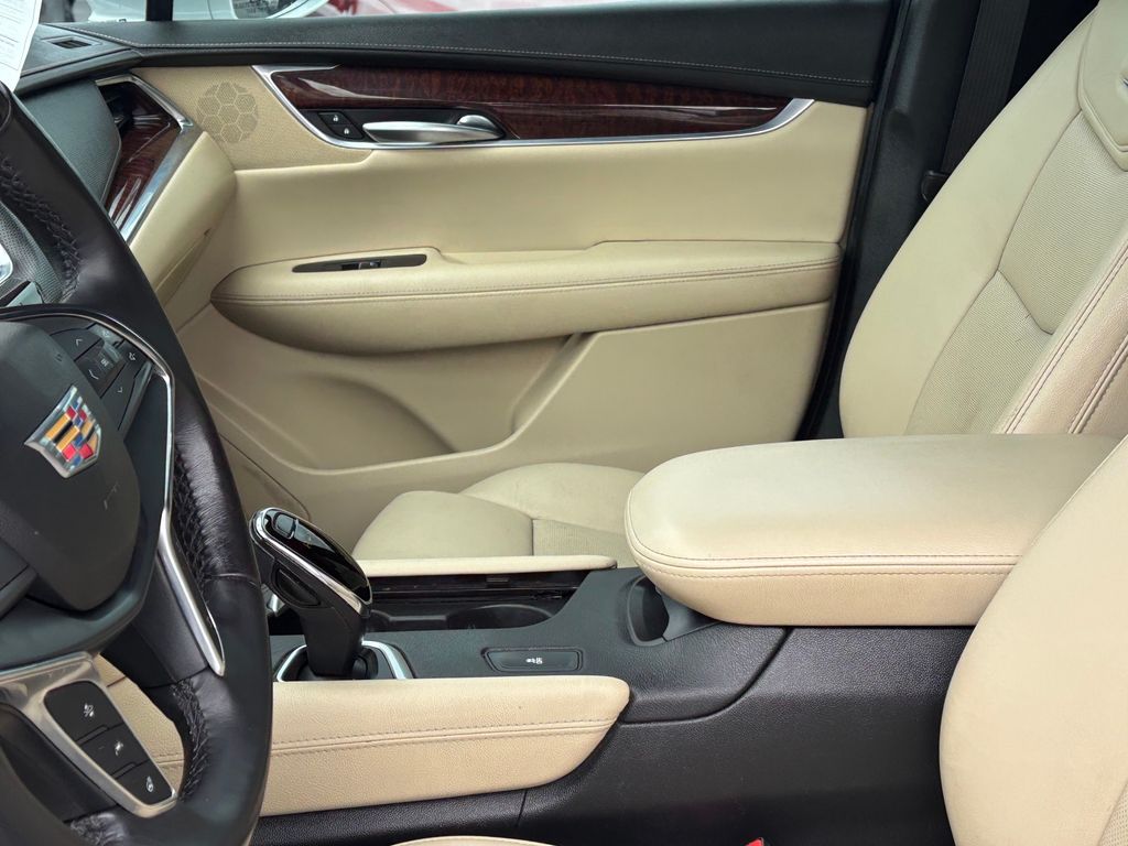 Used Car 2018 Cadillac Xt5  Luxury For Sale Under $20,000 In Austin, Texas