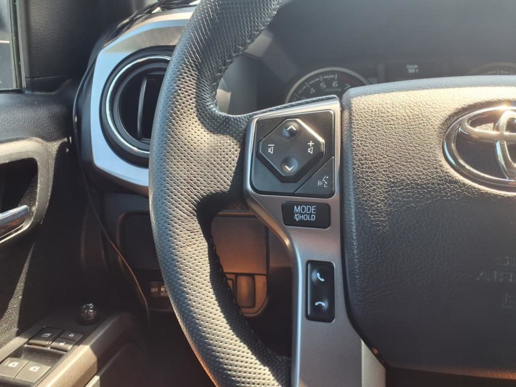 2021 Toyota Tacoma Limited photo 20