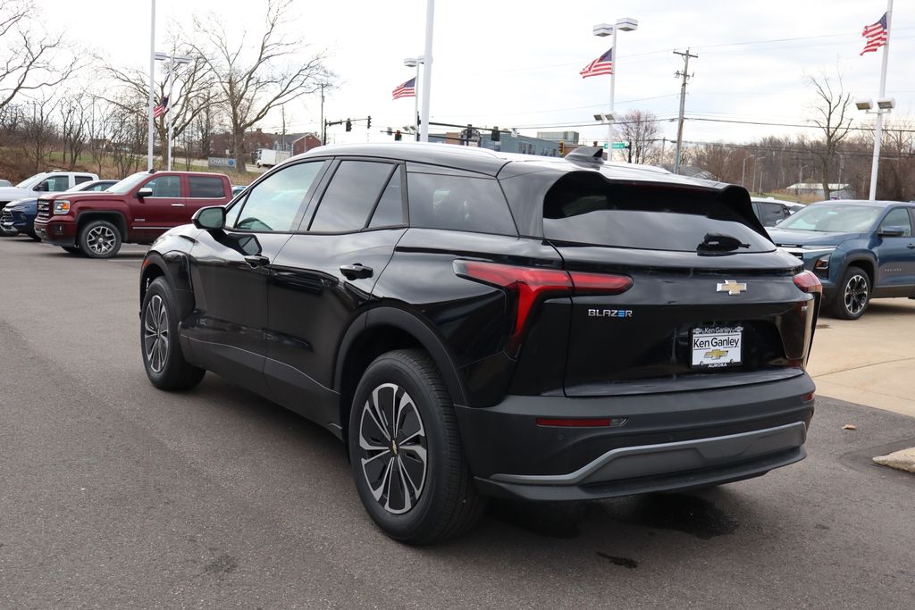 2025 Chevrolet Blazer EV LT photo