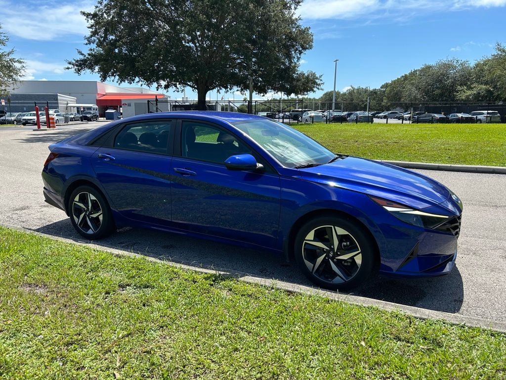 Thumbnail: 2023 Hyundai Elantra - 7