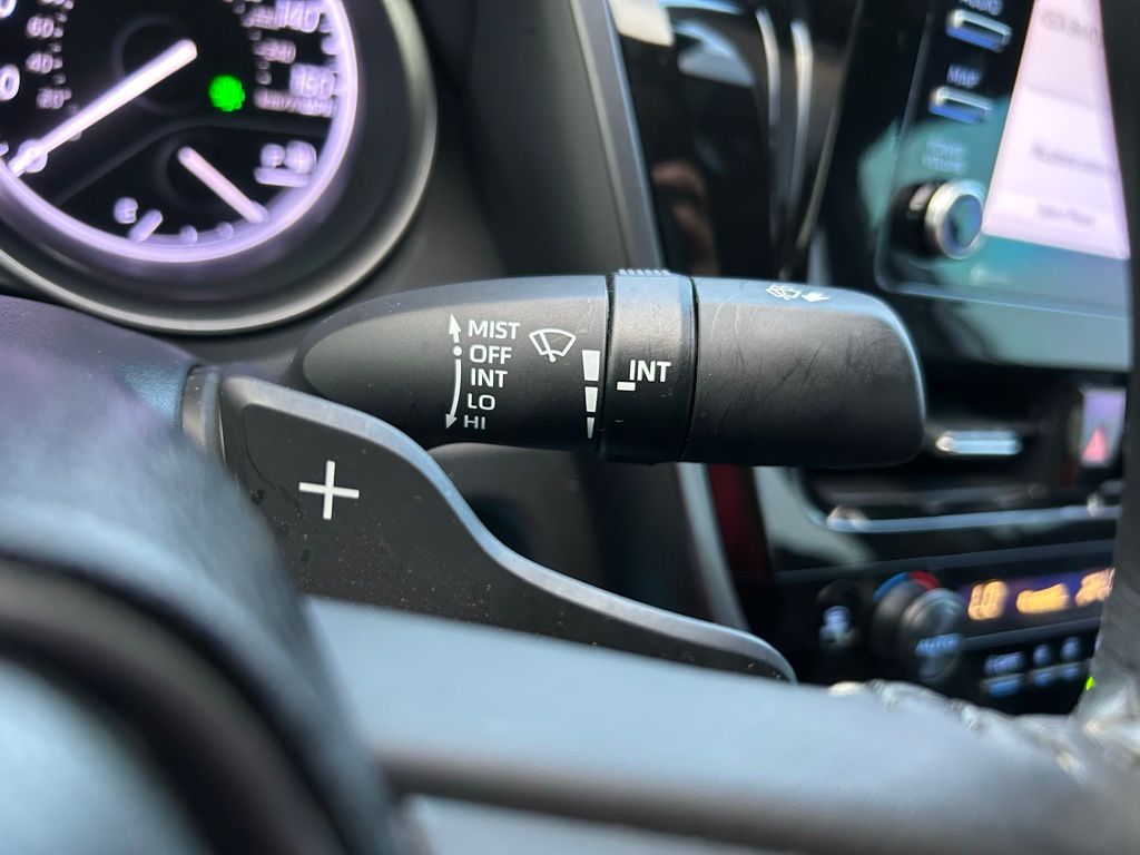 Thumbnail: 2023 Toyota Camry - 21