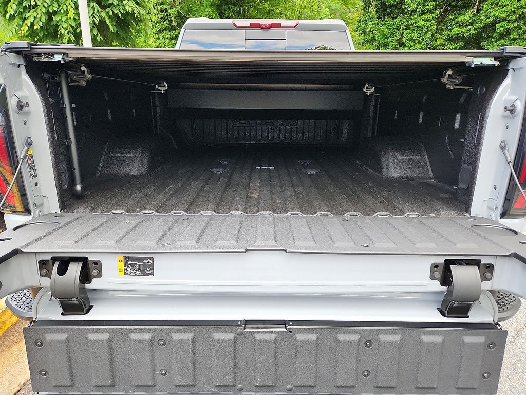 2024 GMC Sierra 2500 AT4X 32