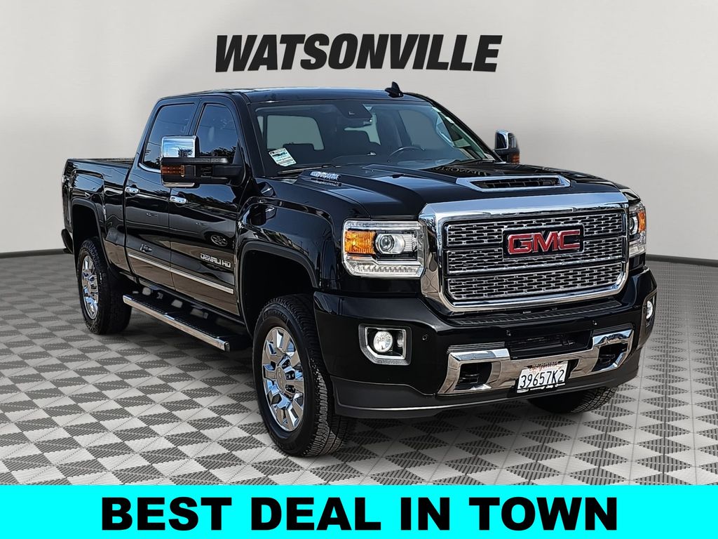 Onyx Black 2018 GMC Sierra 2500HD Denali Crew Cab SB Pickup Truck 4X2 6-Speed Automatic