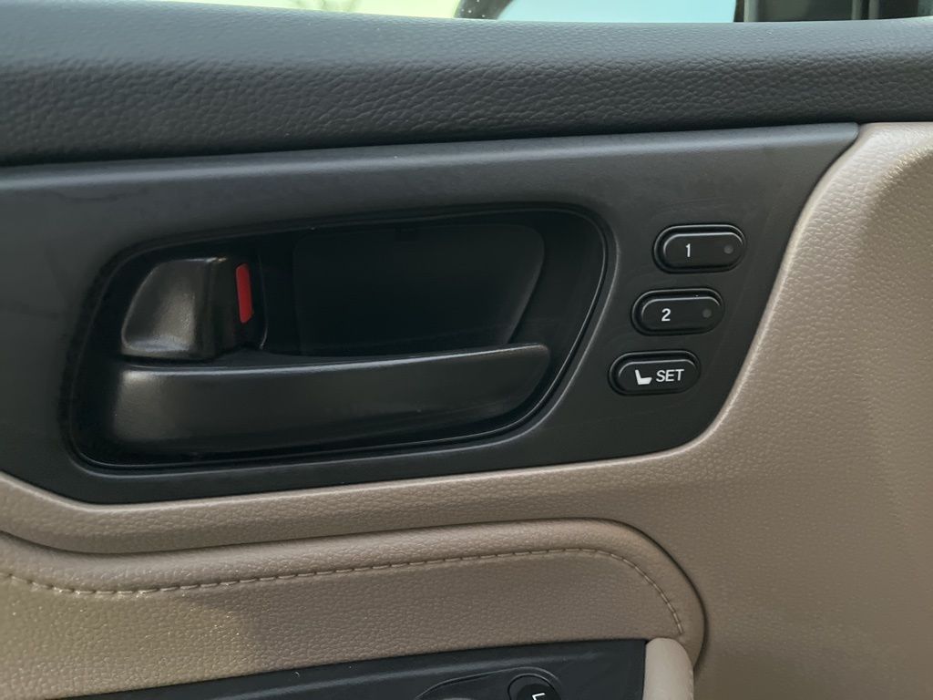 Thumbnail: 2023 Honda Odyssey - 11