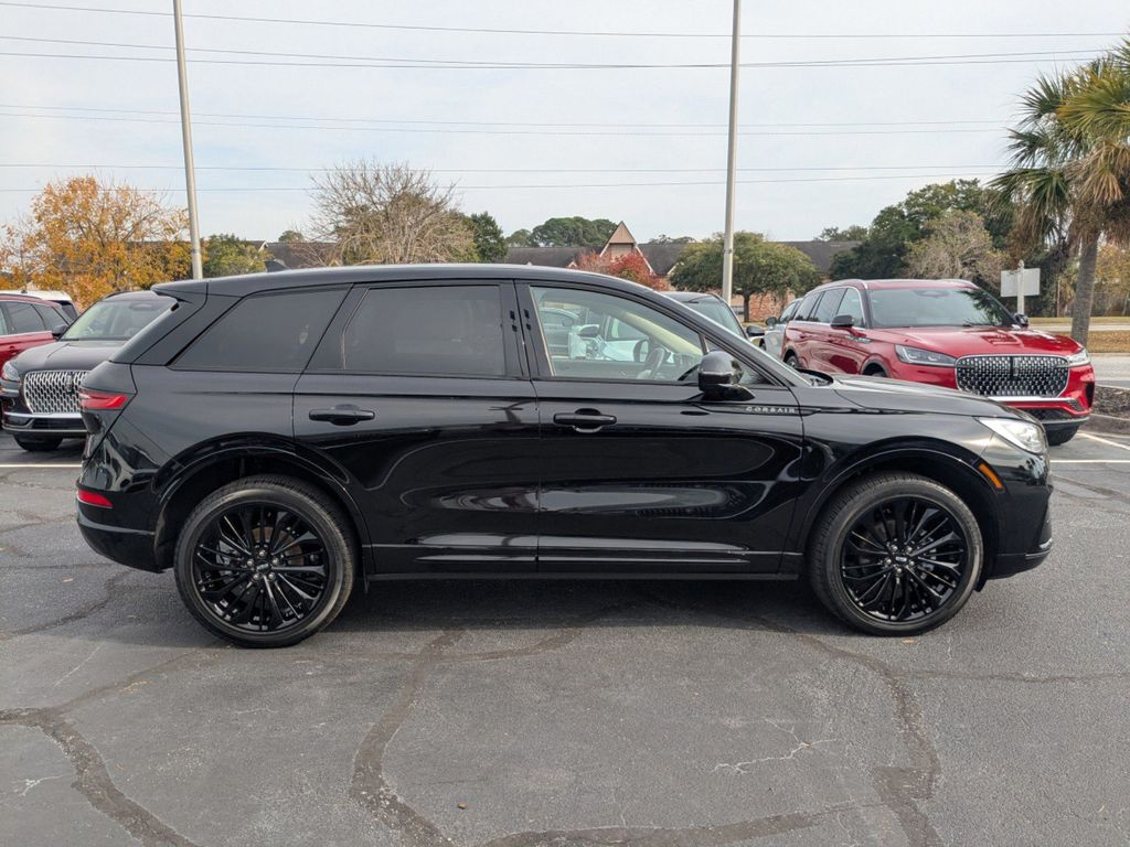 2025 Lincoln Corsair Reserve