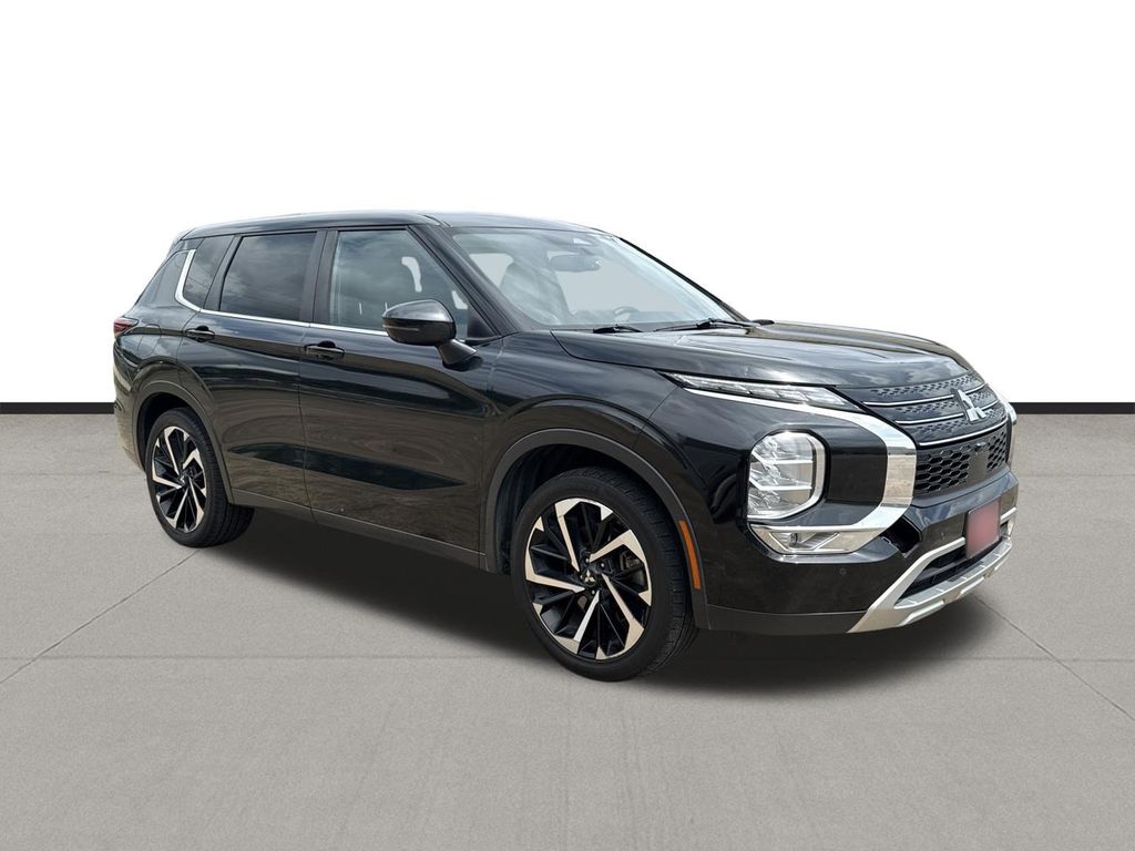 2022 Mitsubishi Outlander SE Black at DeMontrond Gulf Freeway