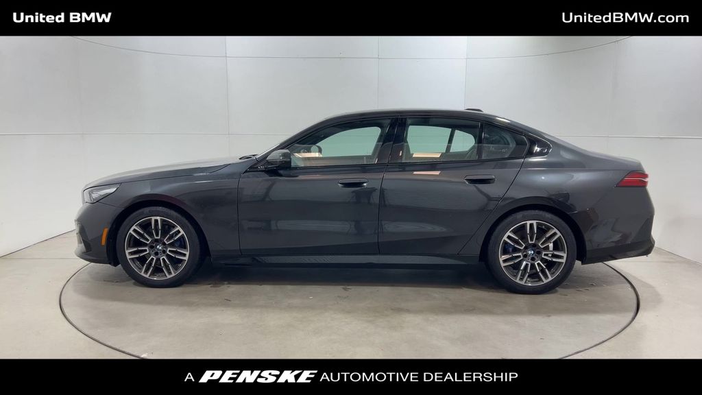 2024 BMW 5 Series 530i xDrive 5