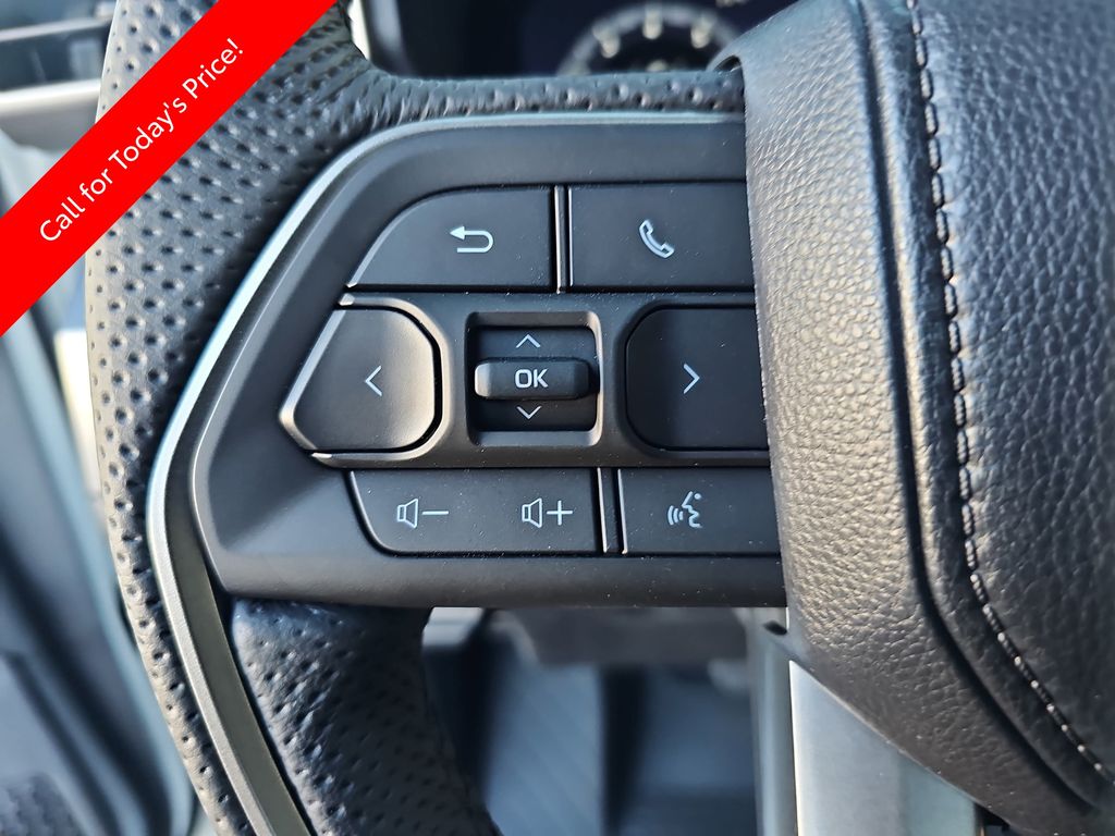 2026 Toyota Tacoma TRD PreRunner - Photo 11