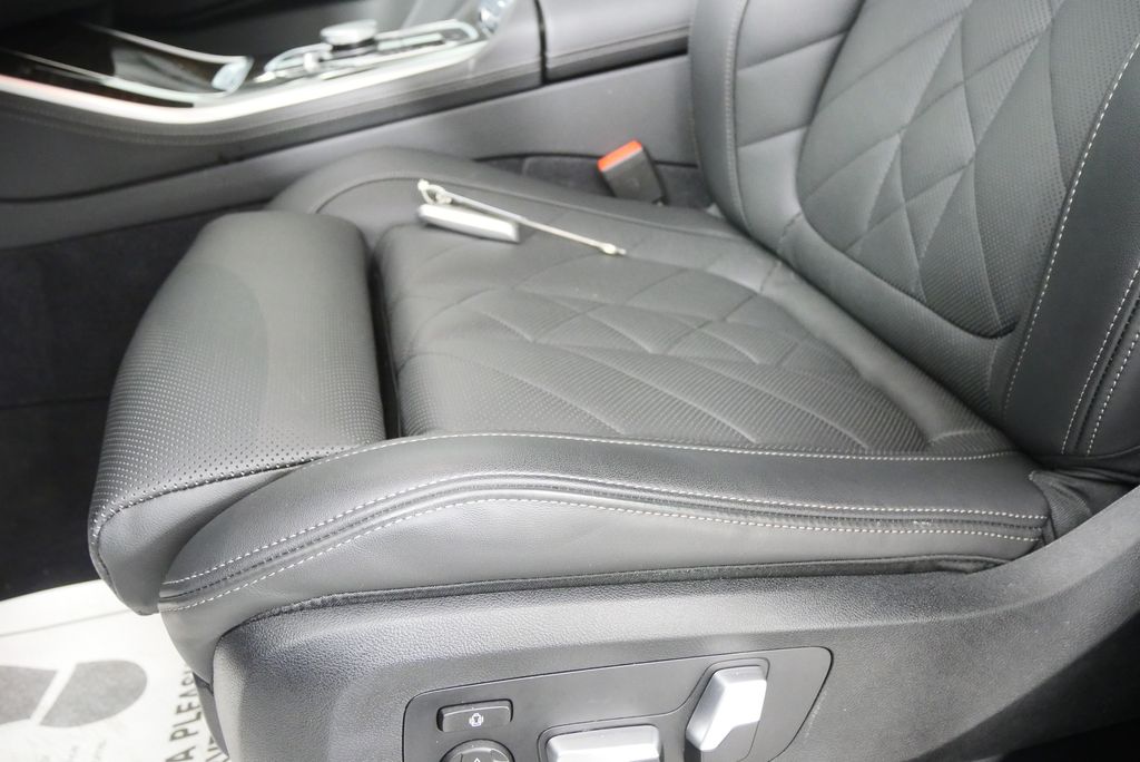 Thumbnail: 2024 BMW X5 - 9