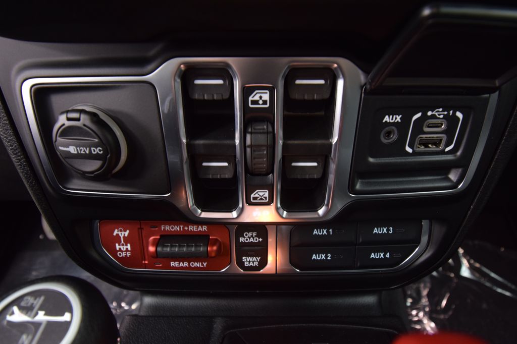 new 2026 Jeep Gladiator car, priced at $53,725