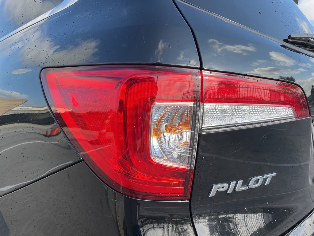 Thumbnail: 2021 Honda Pilot - 7