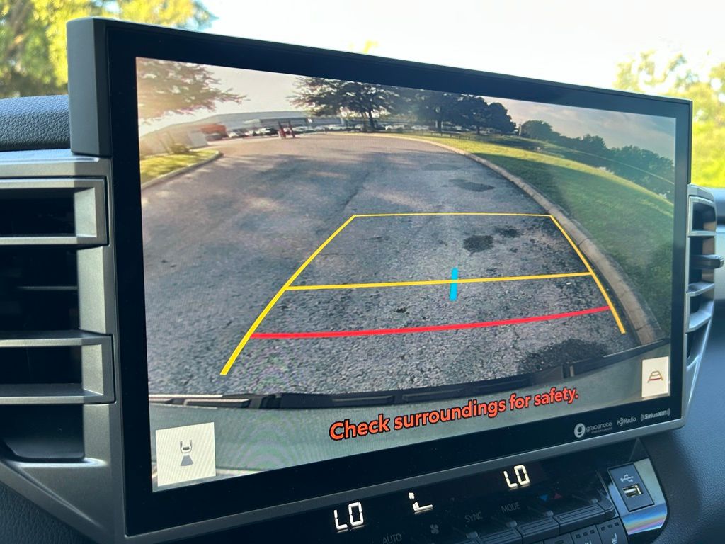 Thumbnail: 2024 Toyota Tundra - 18