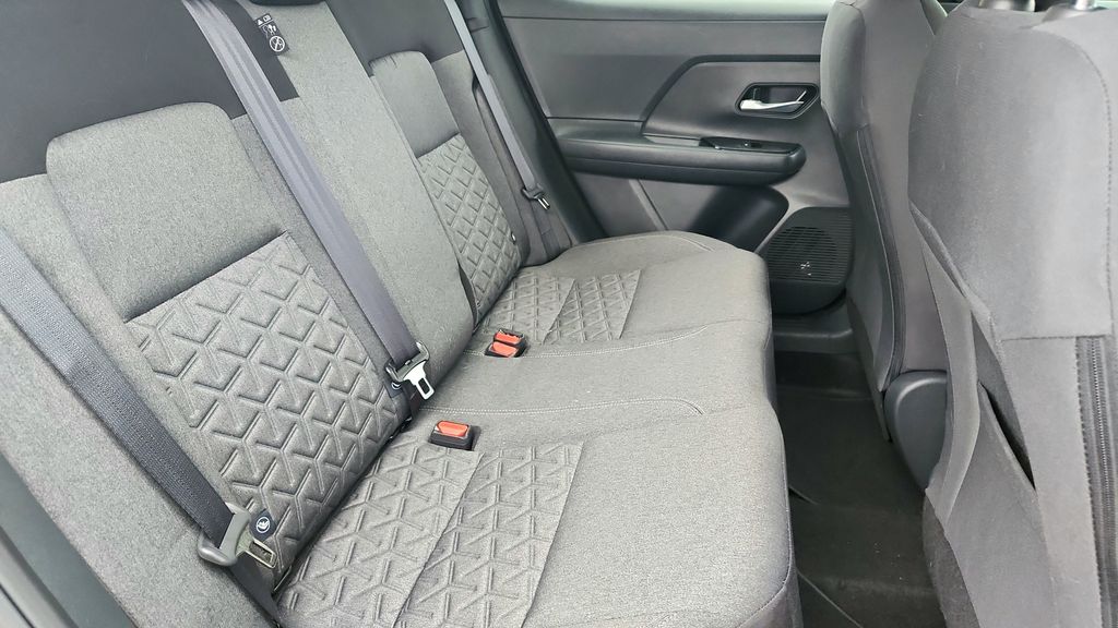 2025 Nissan Kicks