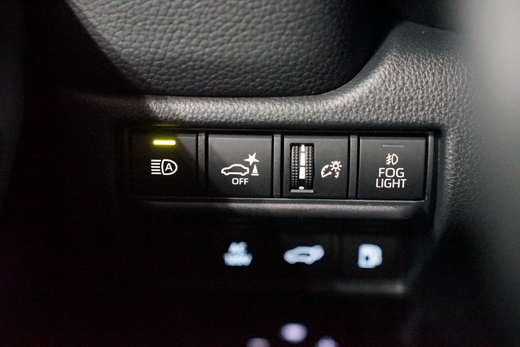 2025 Toyota Land Cruiser  26