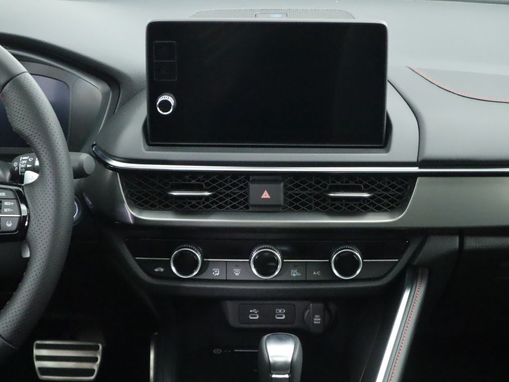 Thumbnail: 2025 Acura ADX - 15