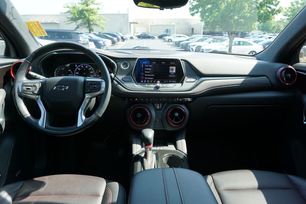 Thumbnail: 2019 Chevrolet Blazer - 14