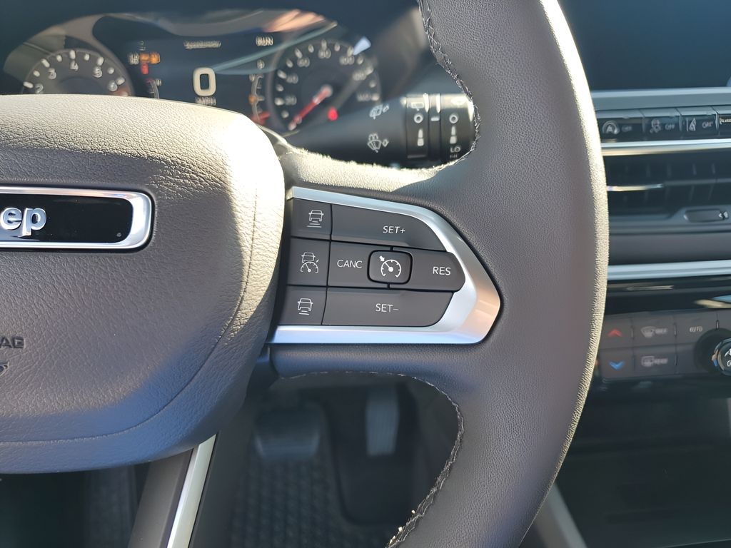 New 2026 Silver Jeep  image 31