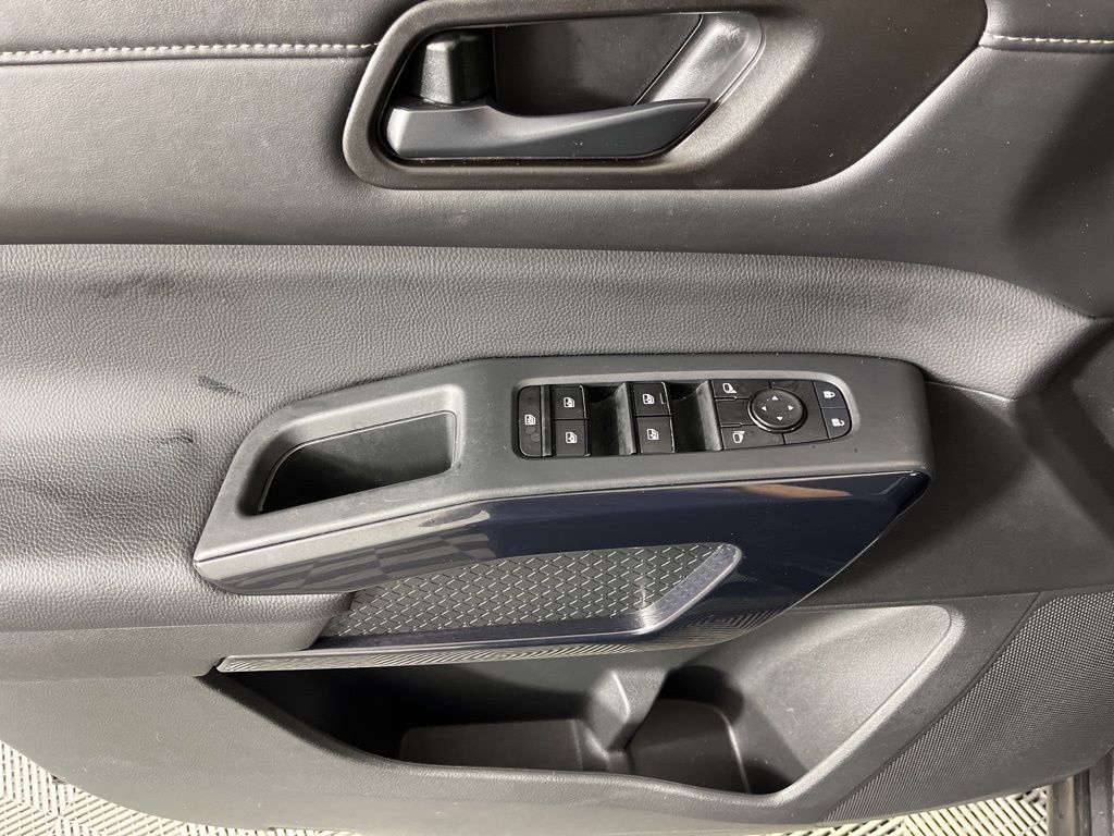 Thumbnail: 2025 Nissan Pathfinder - 28