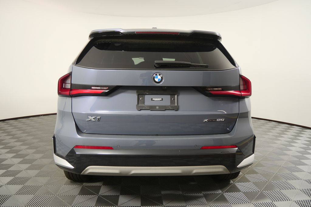 Thumbnail: 2023 BMW X1 - 4