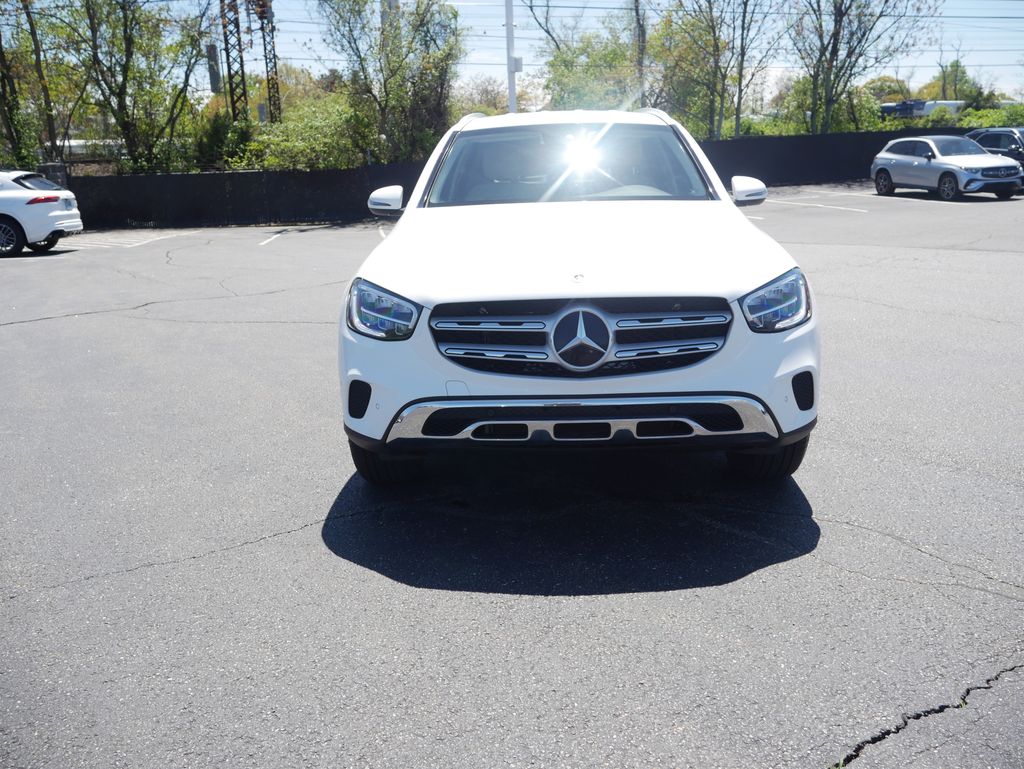 Thumbnail: 2022 Mercedes-Benz GLC - 8