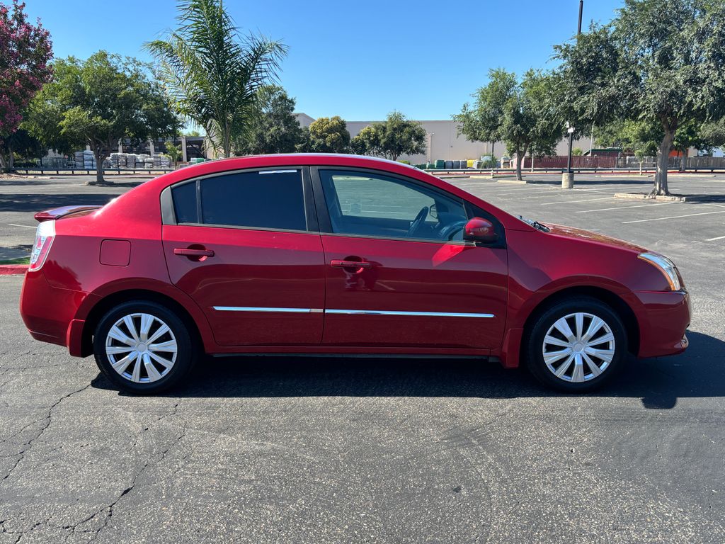 Thumbnail: 2011 Nissan Sentra - 4