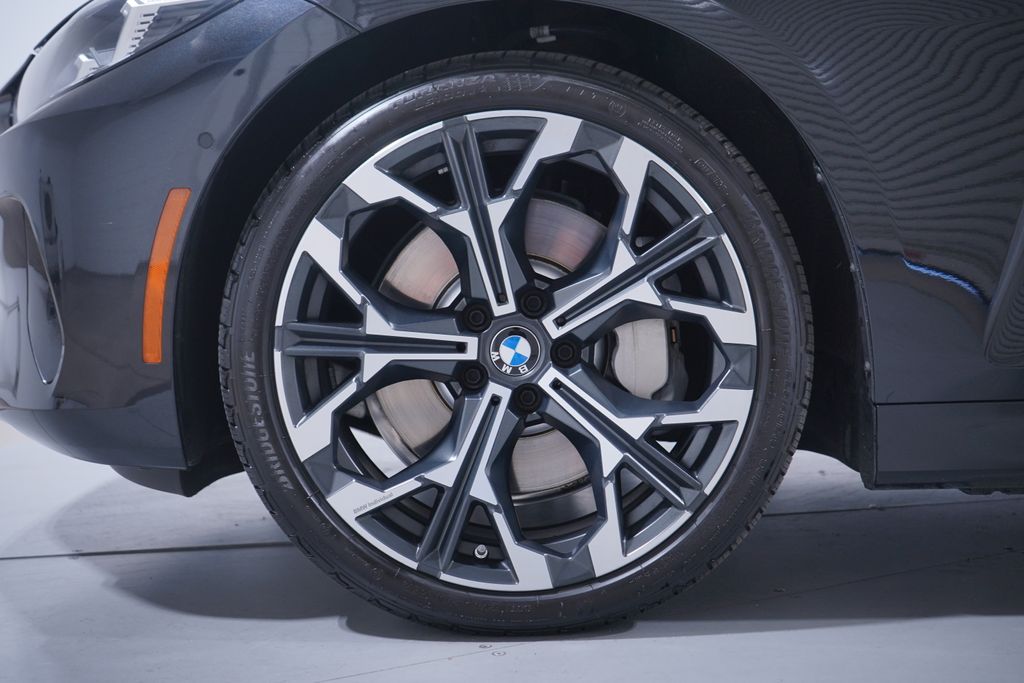 Thumbnail: 2025 BMW 4 Series - 2