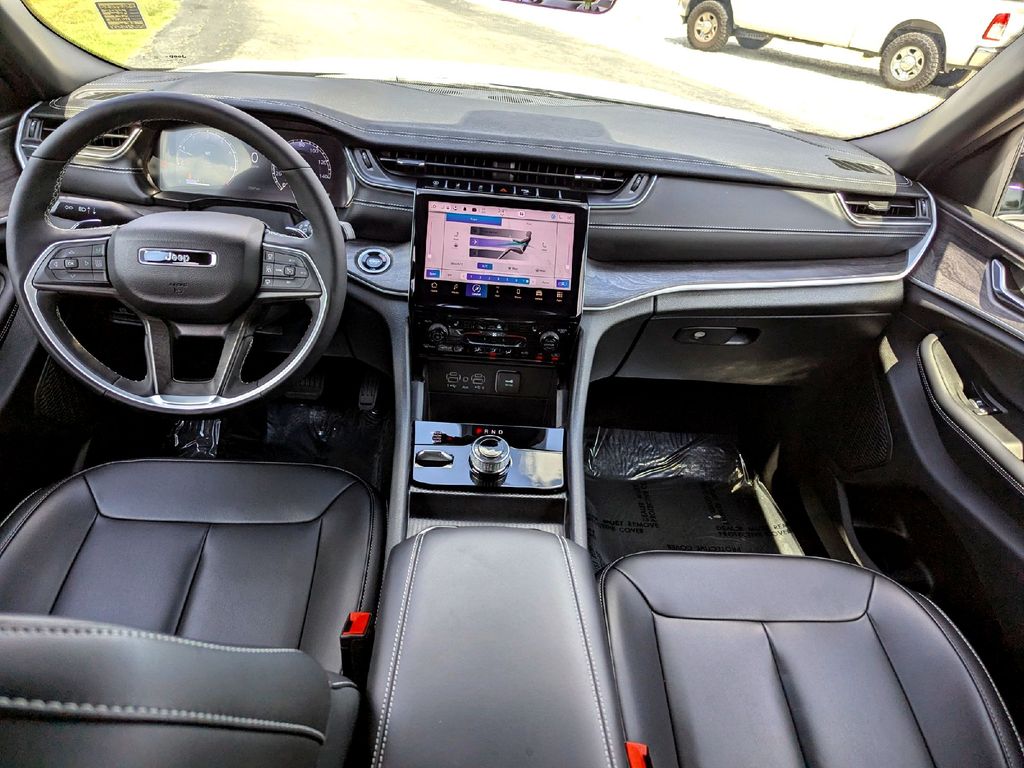 Used Car 2025 Jeep Grand Cherokee L  Wagon 4 Dr. Limited Four Wheel Drive For Sale In Taylor, Texas