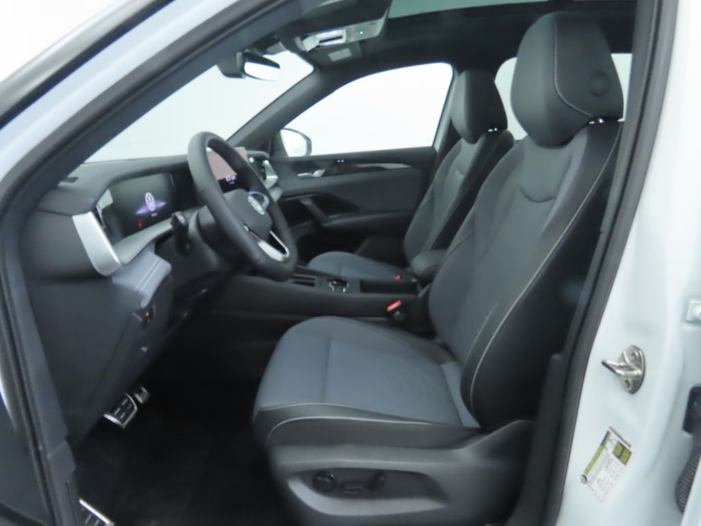 Thumbnail: 2026 Volkswagen Tiguan - 19