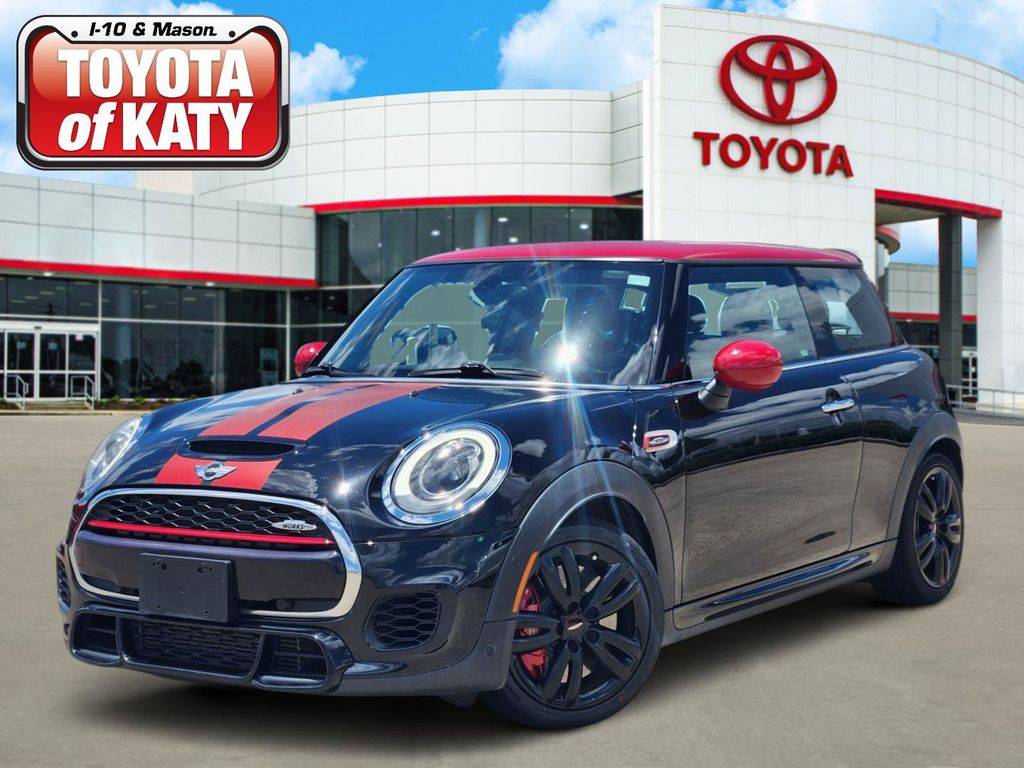 Midnight Black Metallic 2018 MINI Cooper Hatchback Front-Wheel Drive 6-Speed Automatic