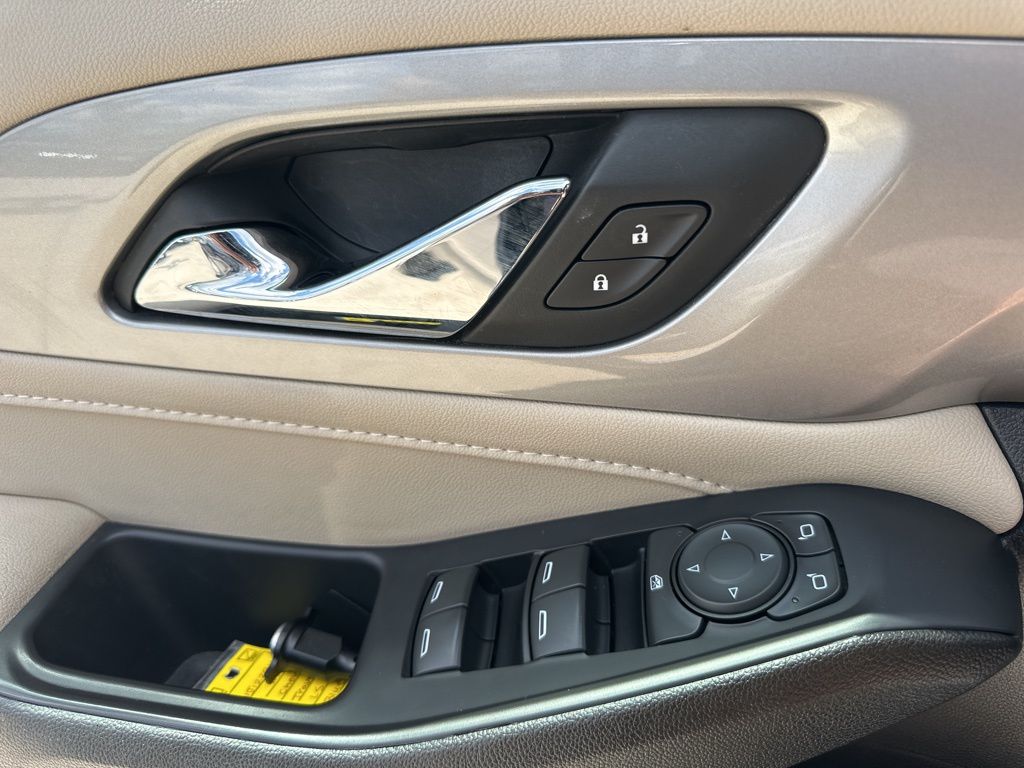 2022 Northsky Blue Metallic Chevrolet Traverse LS FWD SUV