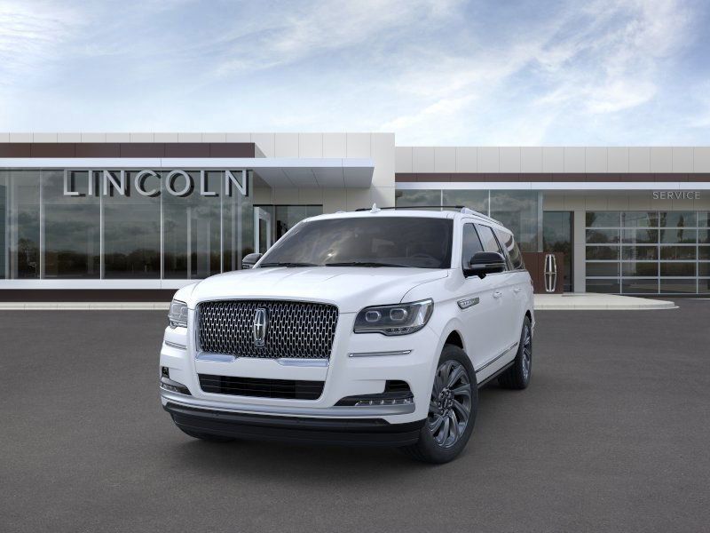 Thumbnail: 2024 Lincoln Navigator - 2