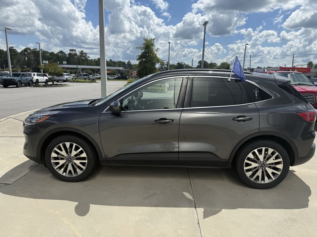 2020 Ford Escape Titanium