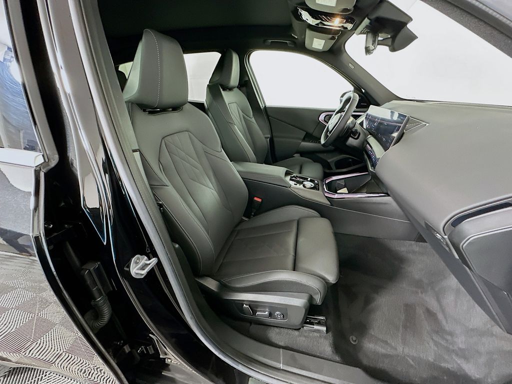 Thumbnail: 2025 BMW X3 - 27