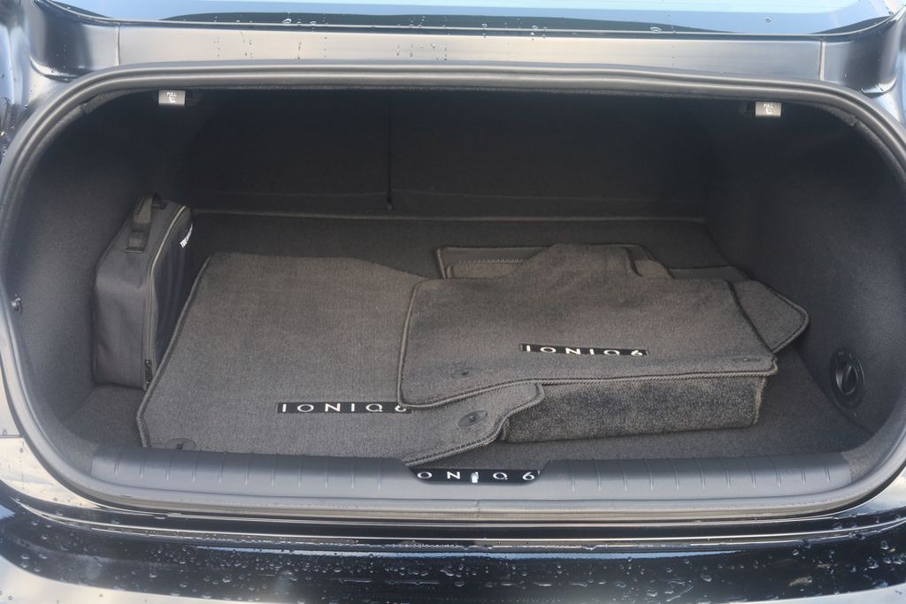Used 2025 Hyundai IONIQ 6 Sedan