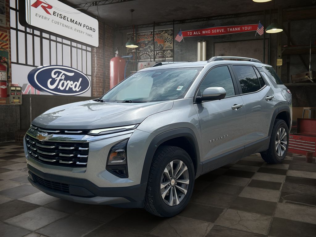 Sterling Gray Metallic 2025 Chevrolet Equinox SUV / Crossover Front-Wheel Drive Continuously Variable Transmission