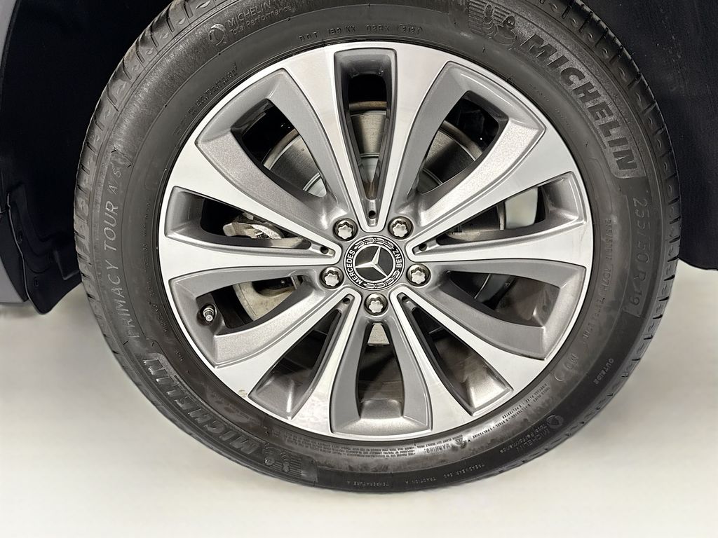 Thumbnail: 2021 Mercedes-Benz GLE - 32