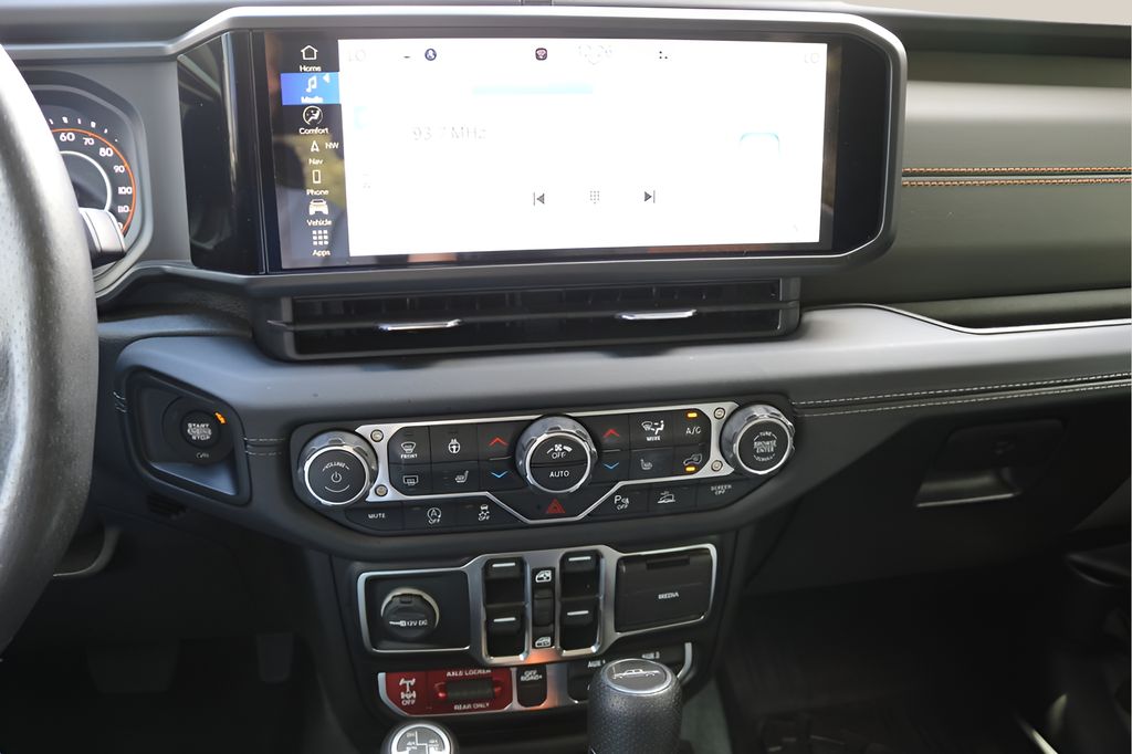 Used Car 2024 Jeep Gladiator  Mojave For Sale Under $50,000 In Austin, Texas
