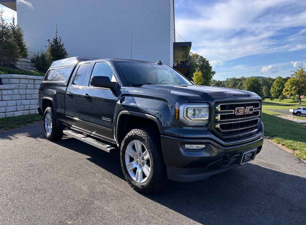 2017 GMC Sierra 1500 Base Double Cab 4WD    