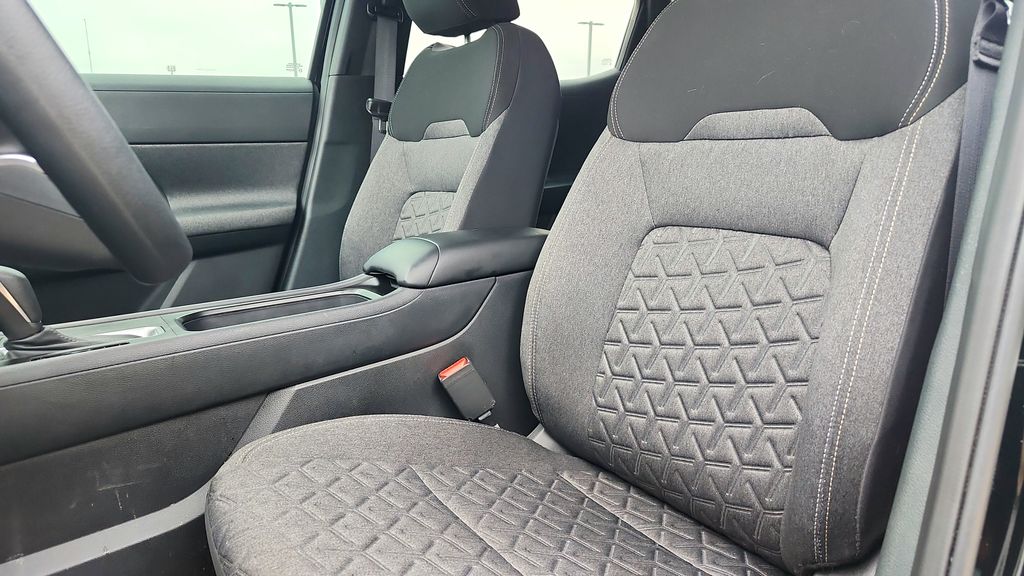 2025 Nissan Kicks