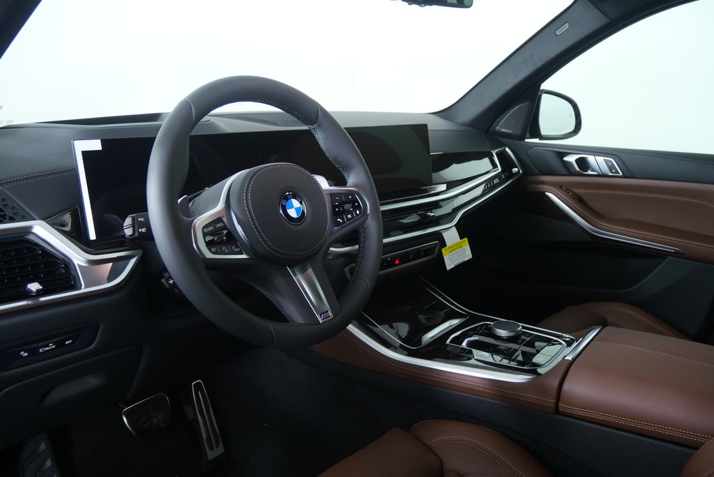 Thumbnail: 2026 BMW X5 - 12