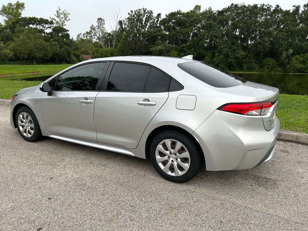 2020 Toyota Corolla LE 3