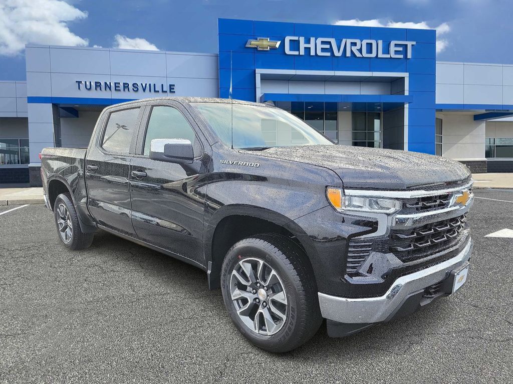 Thumbnail: 2025 Chevrolet Silverado 1500 - 2