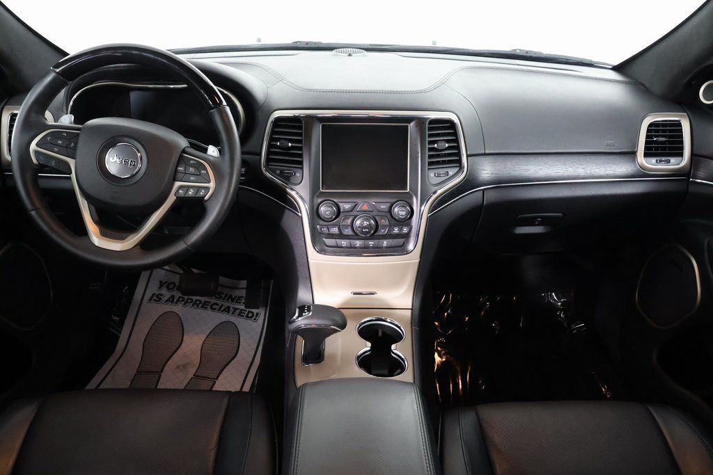 Thumbnail: 2015 Jeep Grand Cherokee - 8